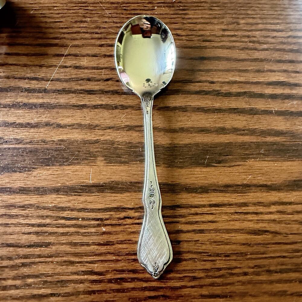 Oneida Morning Blossom Stainless Steel Serving Spoons, Fork, Ladle Set of 7 - Picture 6 of 14